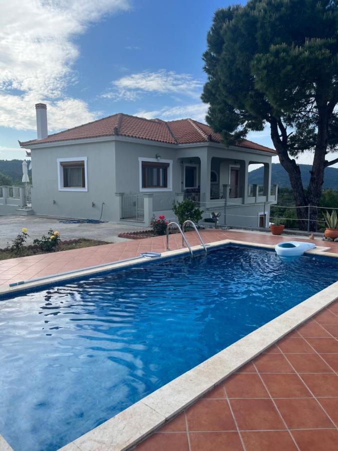 סקופלוס טאון Villa Ouranos In Pefkias מראה חיצוני תמונה