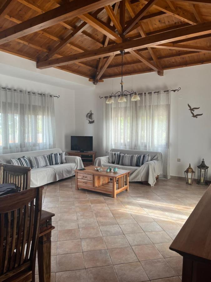 סקופלוס טאון Villa Ouranos In Pefkias מראה חיצוני תמונה
