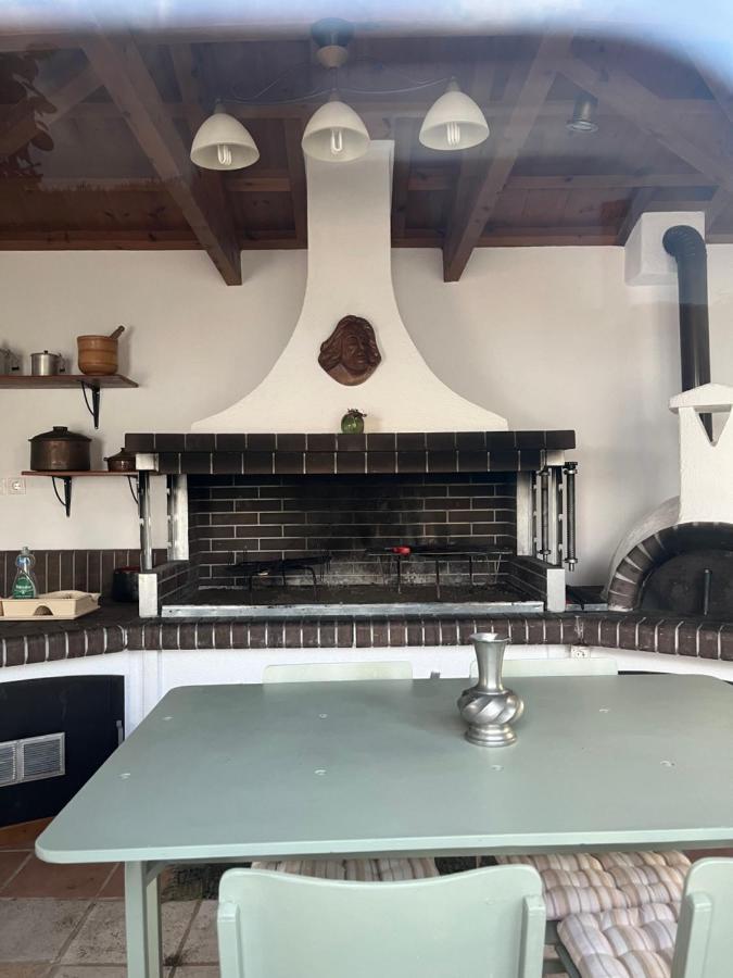 סקופלוס טאון Villa Ouranos In Pefkias מראה חיצוני תמונה