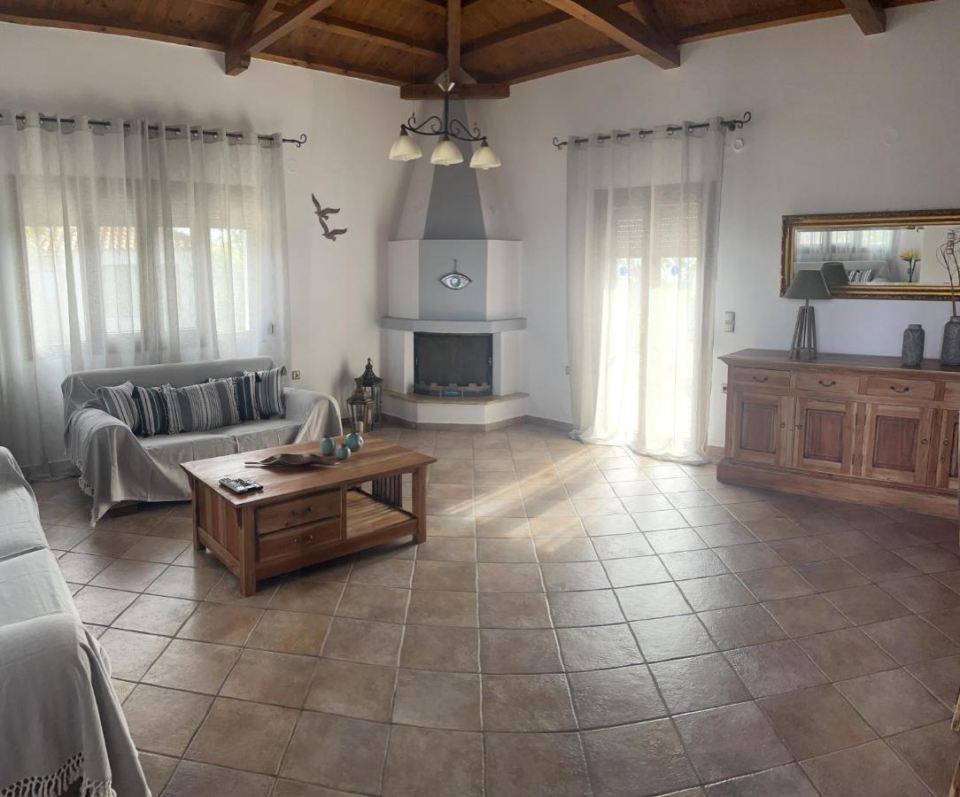 סקופלוס טאון Villa Ouranos In Pefkias מראה חיצוני תמונה